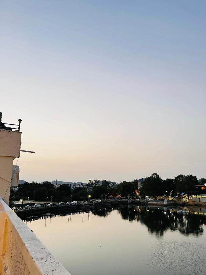 Aroma Homestay Udaipur Buitenkant foto